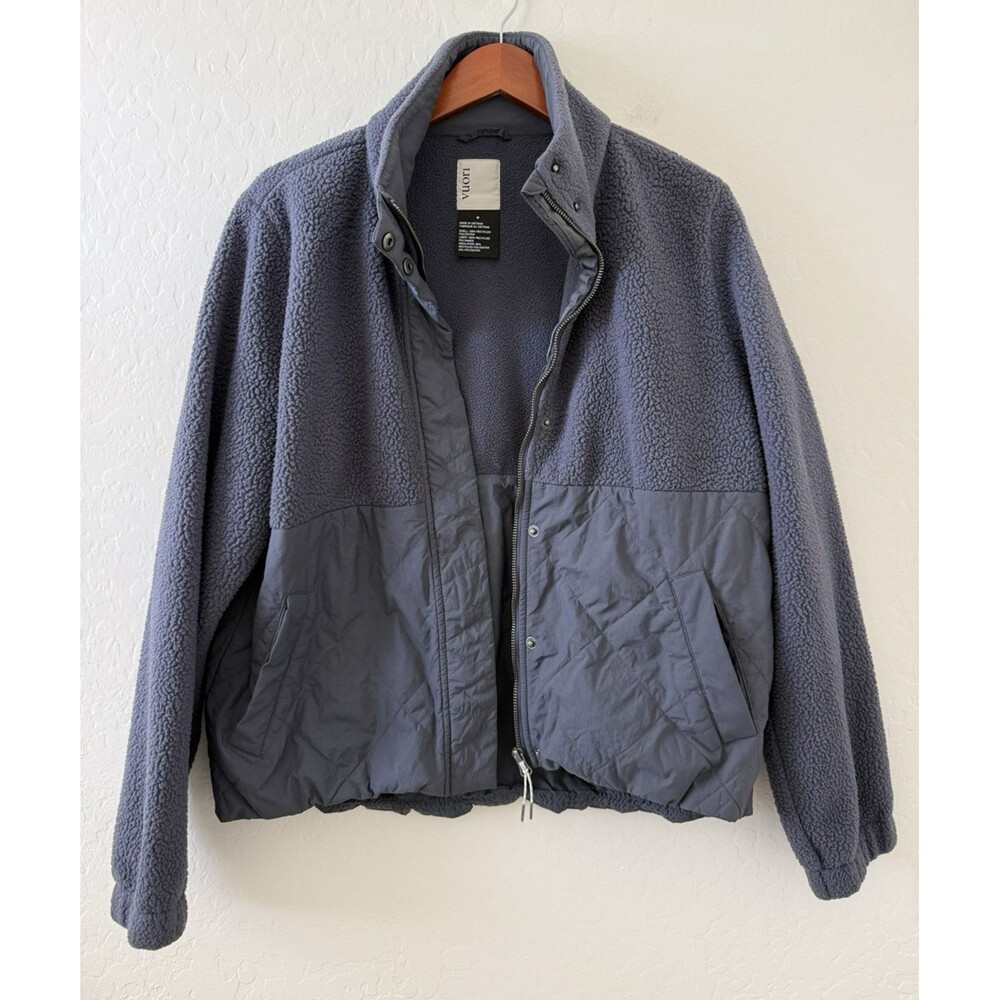 VUORI Women’s Medium Highlands Sherpa Jacket Blue Fleece Pockets Mock Neck